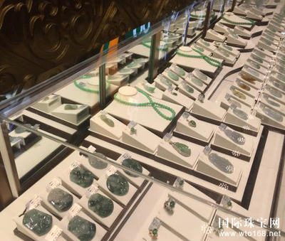 翡翠也可以明碼實價 來昆明亞太國際翡翠珠寶交易中心_國際珠寶網(wǎng)